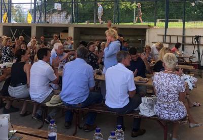 69502263_2636118043086131_793132815775432704_n