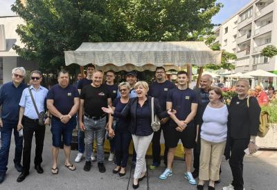 442504860_10225872874272010_1809265802752596150_n